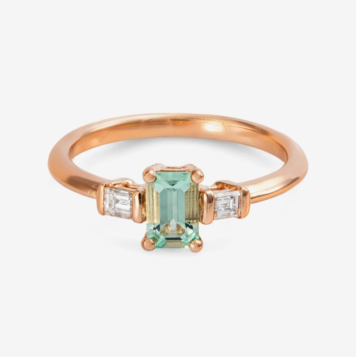 Green Aquamarine &amp; diamonds 3 stones ring