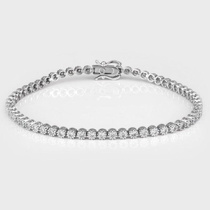 White gold 2.3 carat tennis bracelet