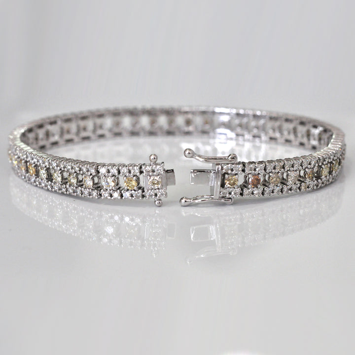 White Gold white &amp; fancy color mix diamonds bracelet