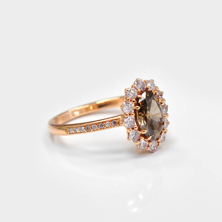 Halo Oval  Diamondד Ring in Rose Gold