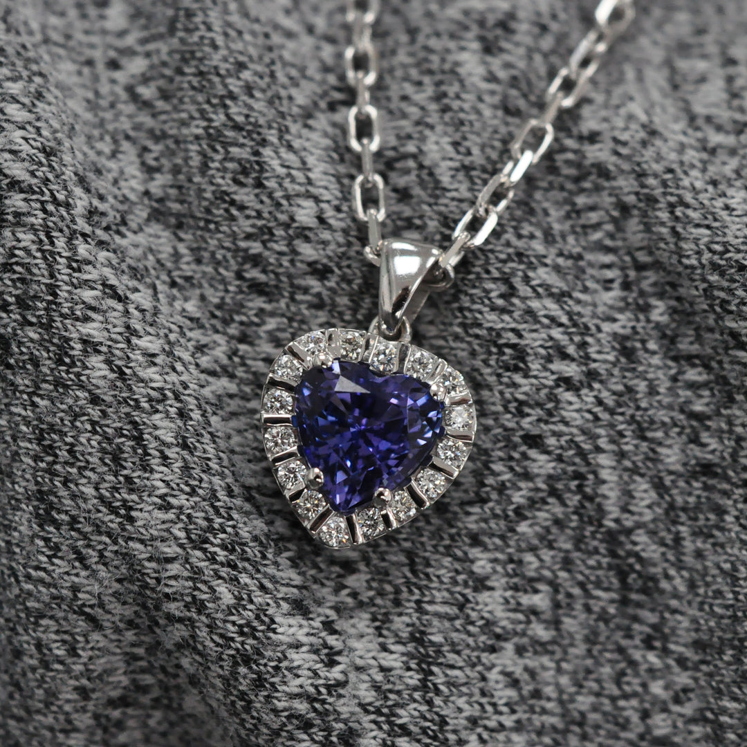Heart Shape Tanzanite &amp; Diamonds White Gold Pendant