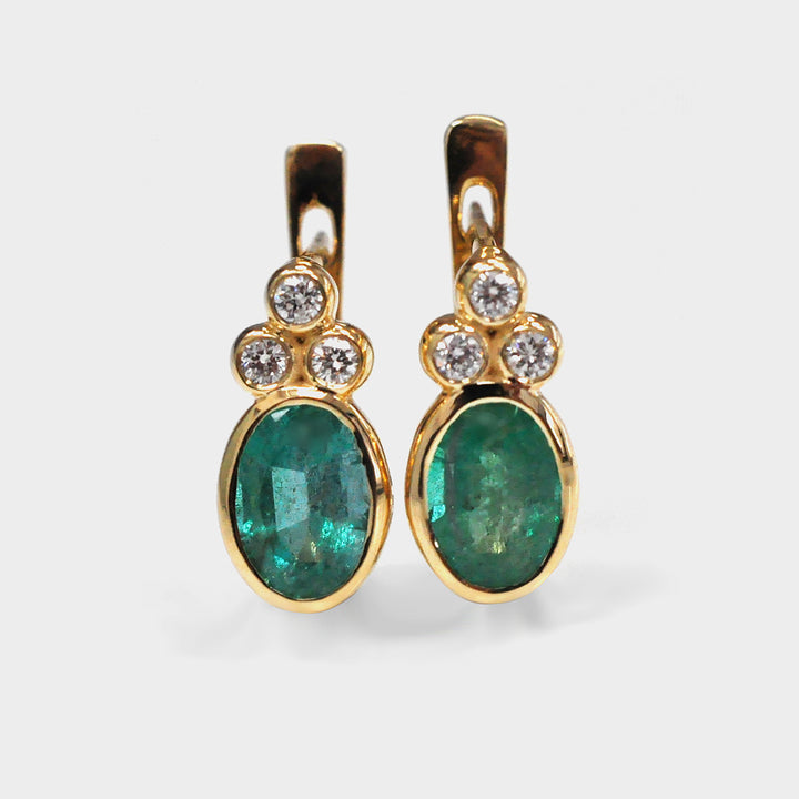 Natural Oval Emerald and Diamonds Earrings