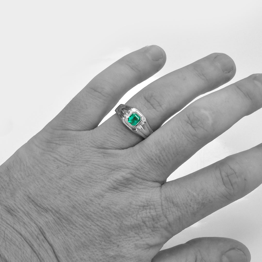 Green Colombian Emerald Men&