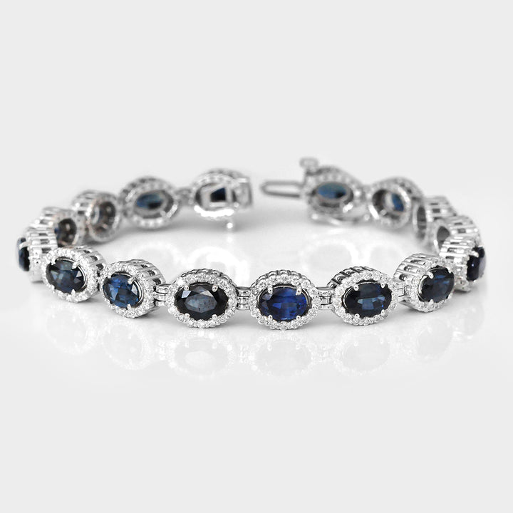 Sapphire And Halo Diamonds Bracelet in White Gold