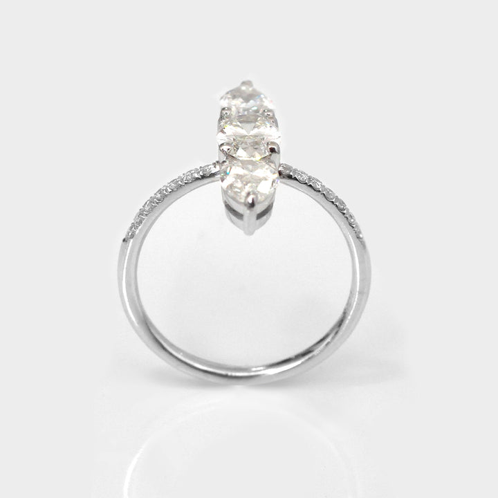 Three Stones Pear and Oval White Diamonds Ring