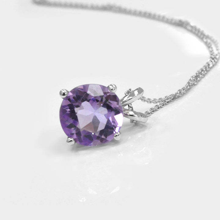 Amethyst Solitaire Pendant &amp; Chain.