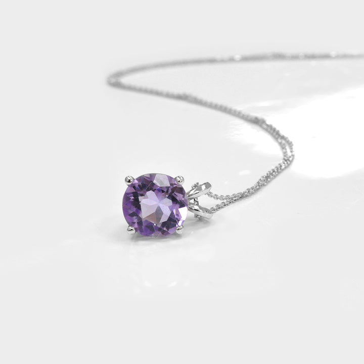 Amethyst Solitaire Pendant &amp; Chain.