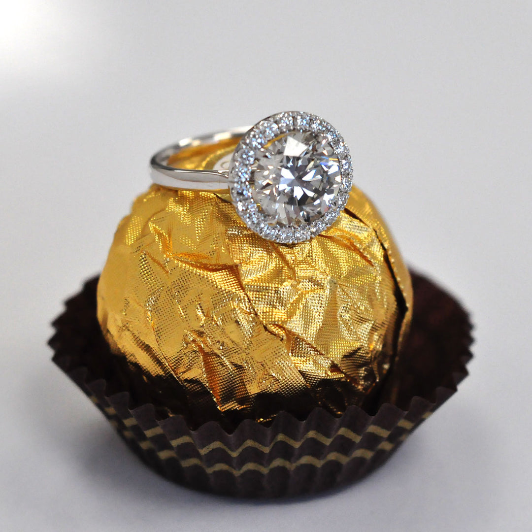 white gold natural diamond (~3.0 ct ) halo engagement ring