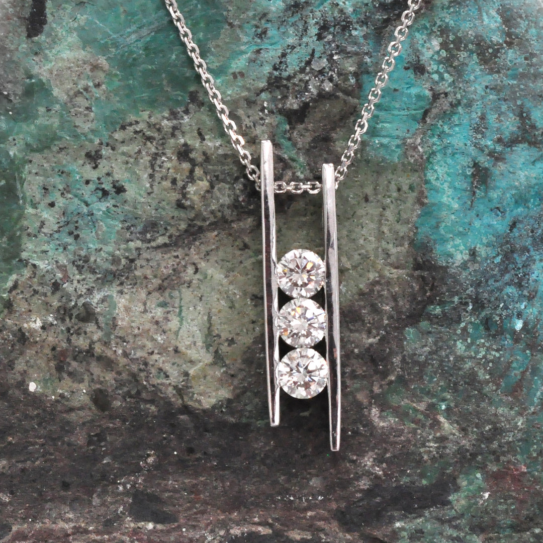 3 White diamonds PARALLEL LINES NECKLACE