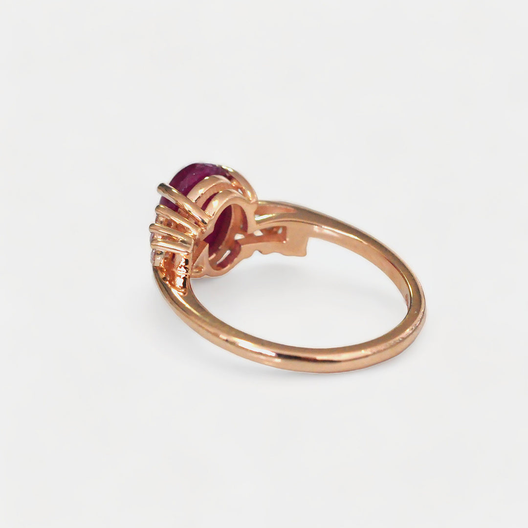 Cabochon Ruby and 6 Side Diamonds Ring in Rose Gold