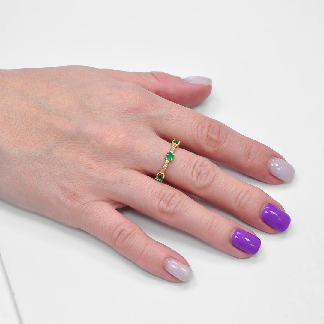 Eternity Round Emerald Ring and Diamonds