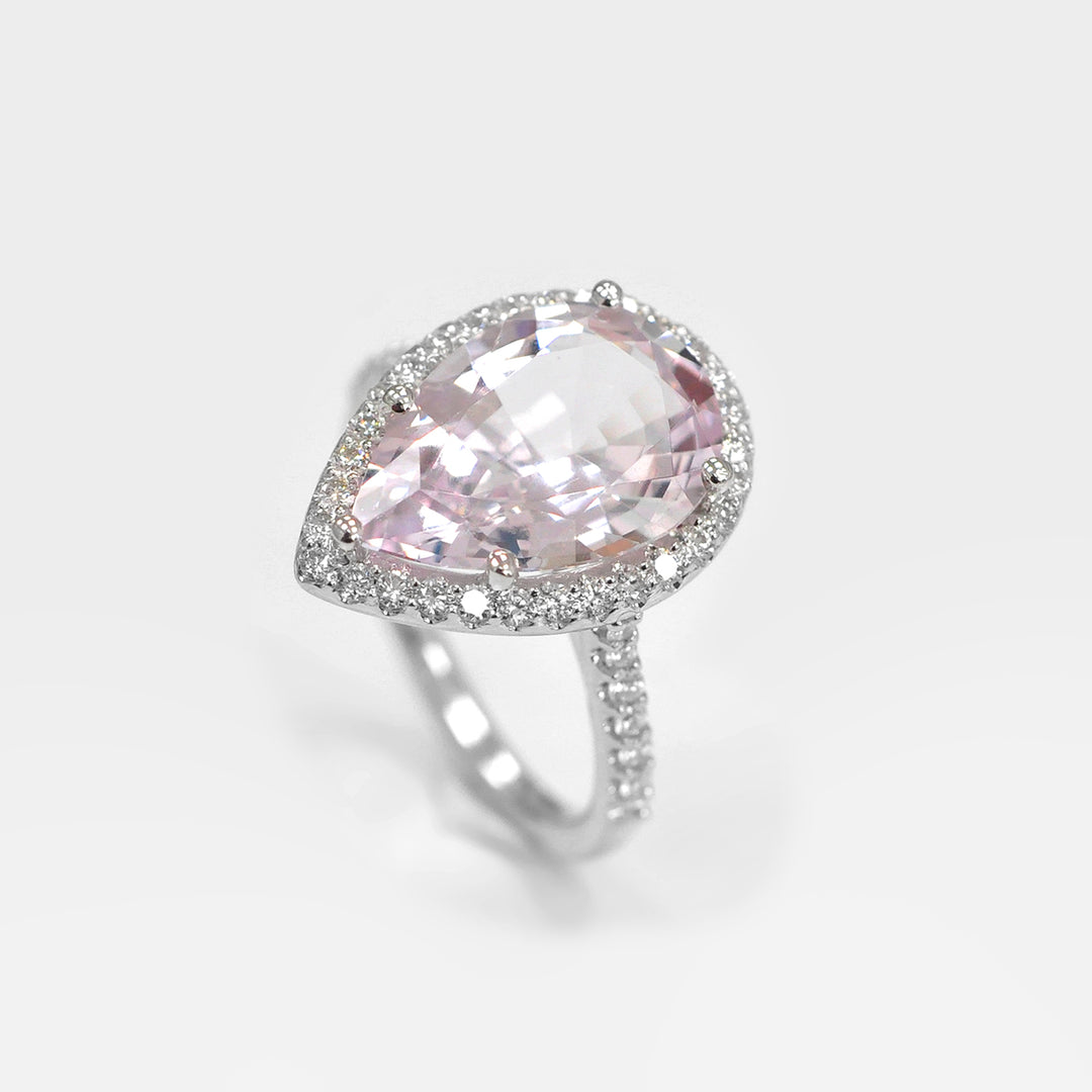 Light Pink Pear Shape Morganite and Diamonds Ring
