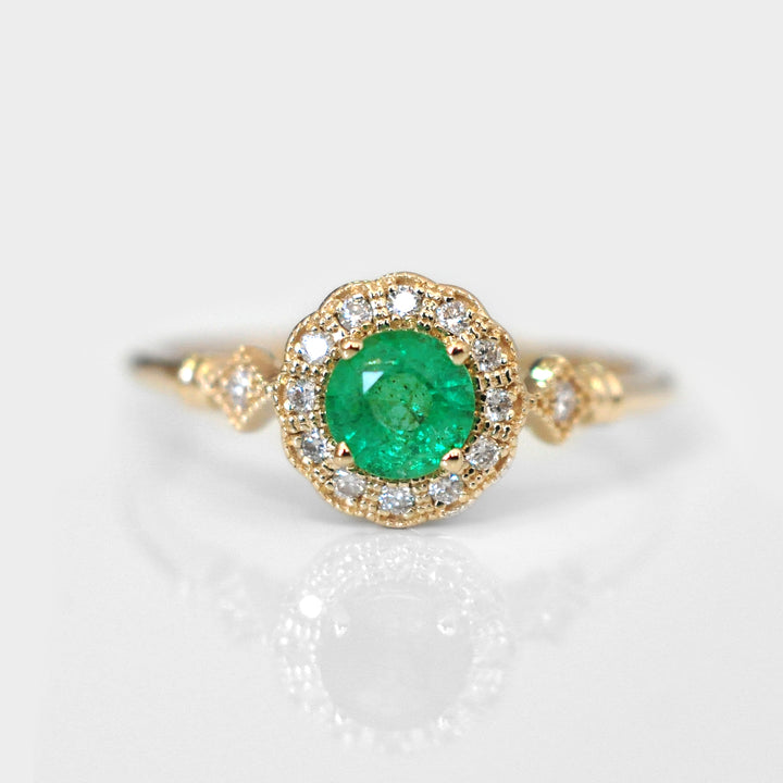 Green Round Cut Emerald and Diamonds Ring