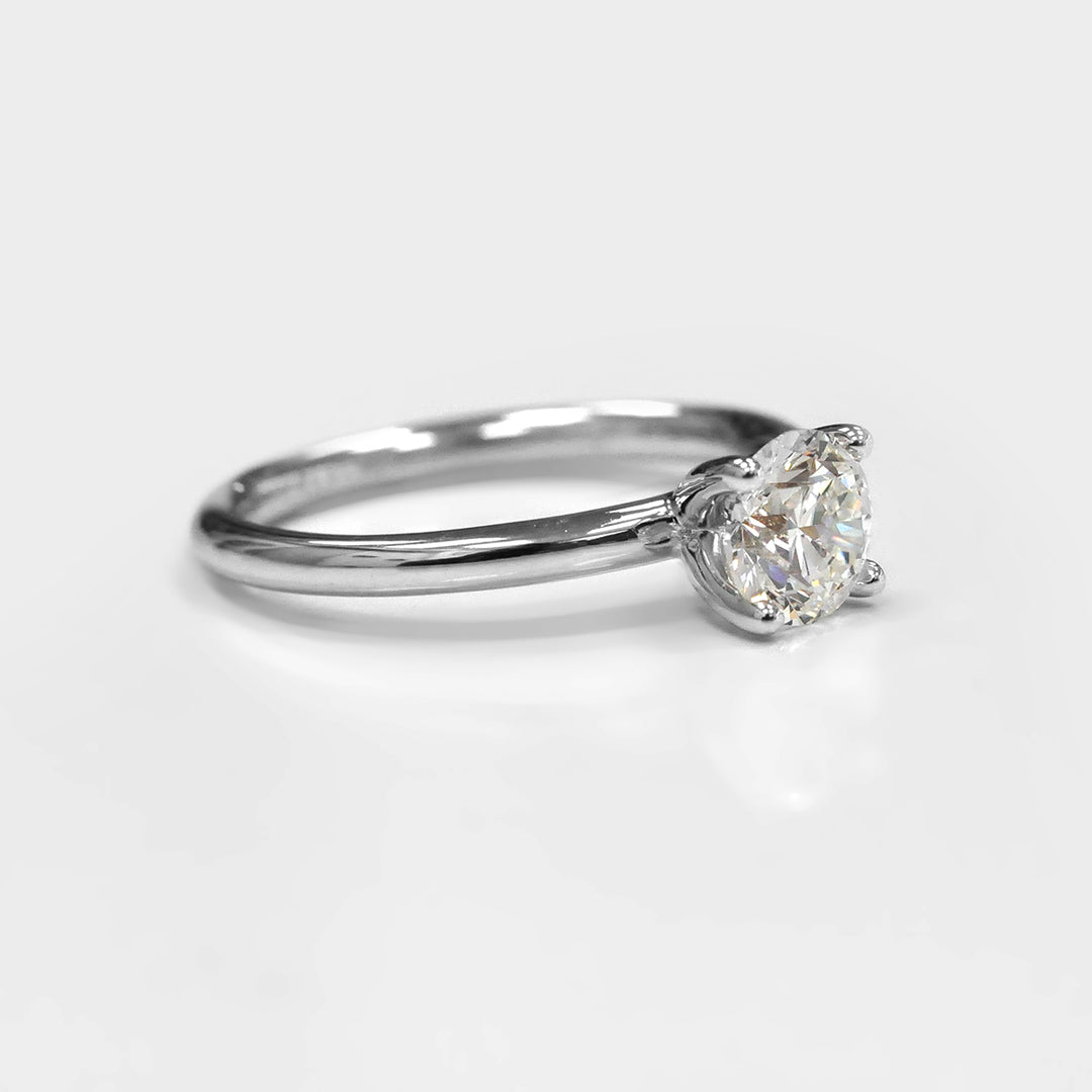 Classic Round Cut Solitaire Engagement Diamond Ring