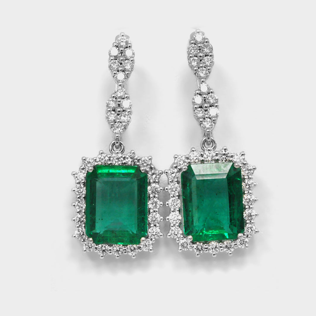 Magnificent Emerald &amp; Diamonds Earrings in White Gold