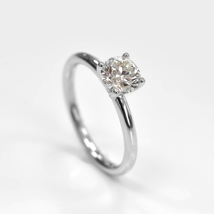 Classic Round Cut Solitaire Engagement Diamond Ring