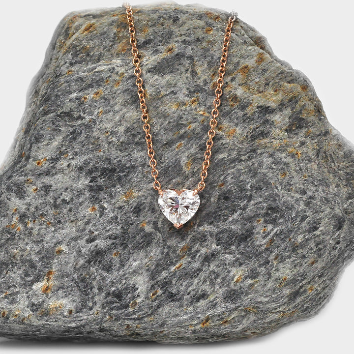 0.5 ct Heart Diamond Necklace in rose gold