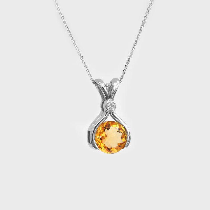Citrine Pendant Necklace in White Gold and Diamond