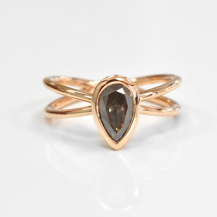 Pear shape Diamond Split Shank Solitaire Engagement Ring