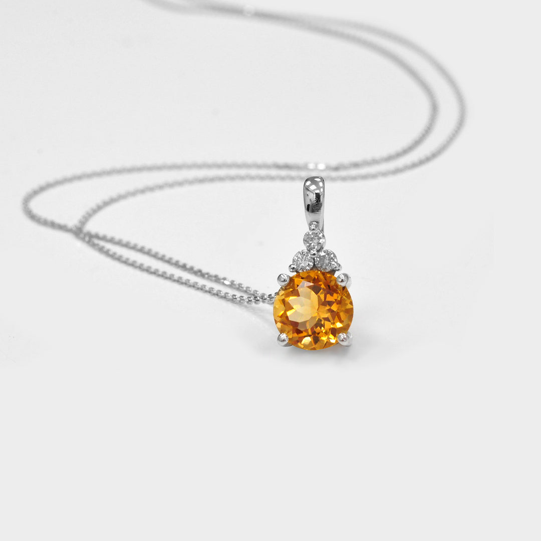Citrine and 3 Diamonds Pendant in White Gold
