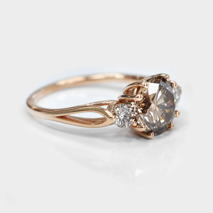 Three Stones Engagement Diamond Ring in Rose Gold
