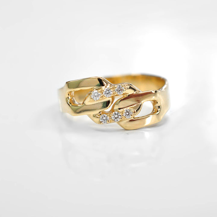Links White Diamonds Ring in Yellow Gold