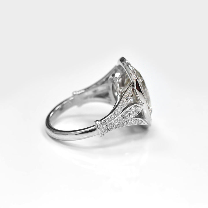 5 Carat Diamond Ring in 18K White Gold