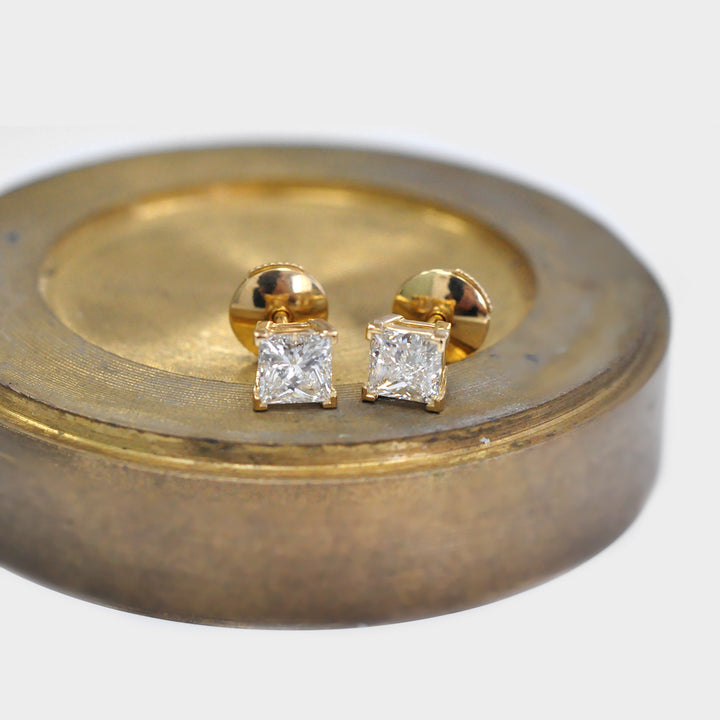 White Diamonds Princess cut Yellow gold Stud Earrings