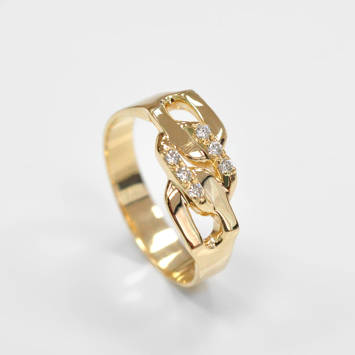 Links White Diamonds Ring in Yellow Gold