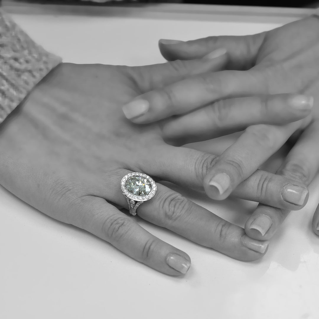 5 Carat Diamond Ring in 18K White Gold