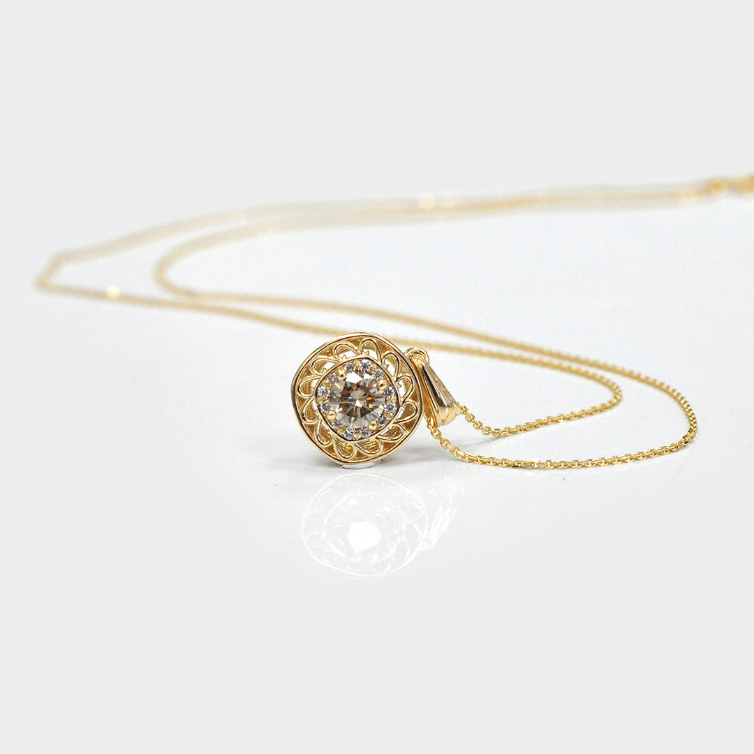 Fancy Brown Round Shape Diamond Pendant in Yellow Gold