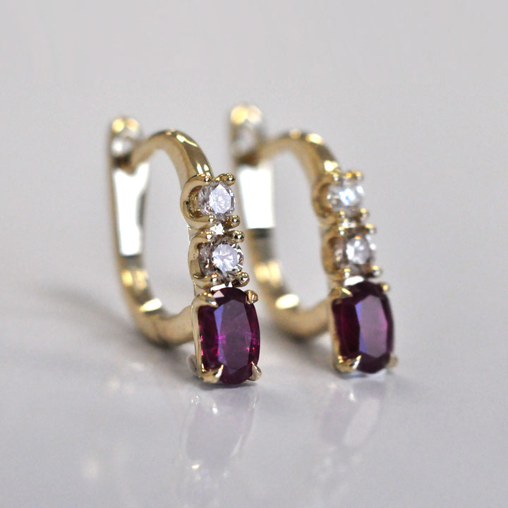 Yellow gold Ruby &amp; Diamonds earrings