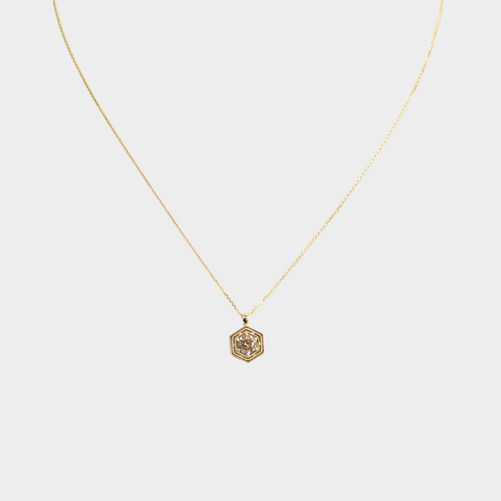 Vintage style brown Diamond Yellow Gold Pendant