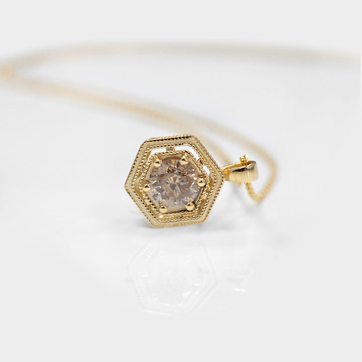 Vintage style brown Diamond Yellow Gold Pendant