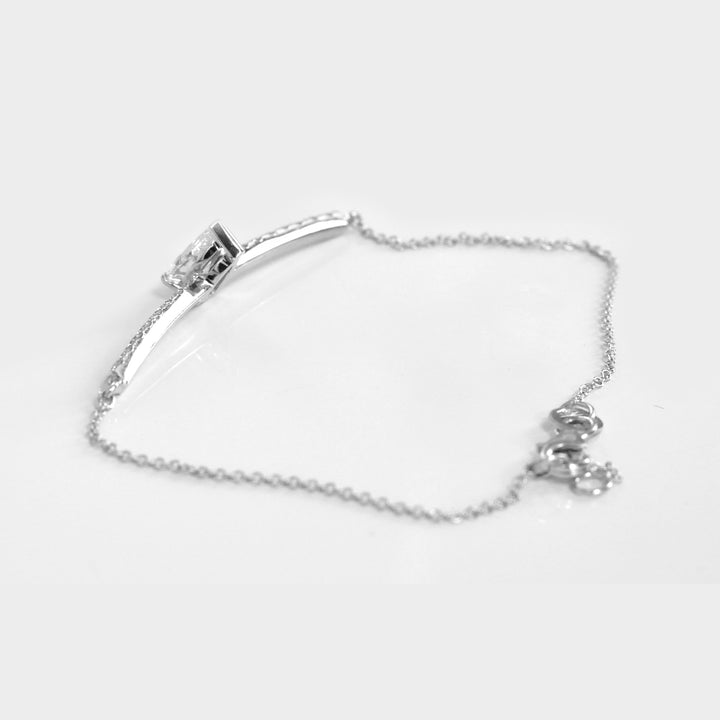 Tear Diamond Bracelet in White Gold
