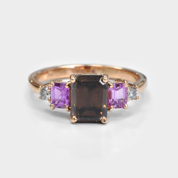 Diamonds and Pink Sapphires five stones Ring