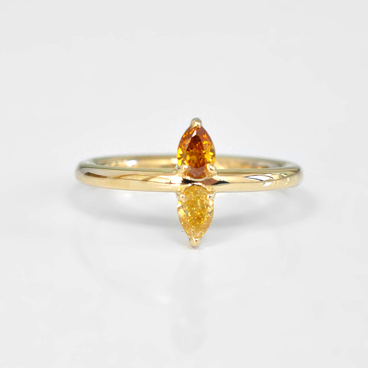 Double Pear Shape Yellow and Orange Diamonds Ring