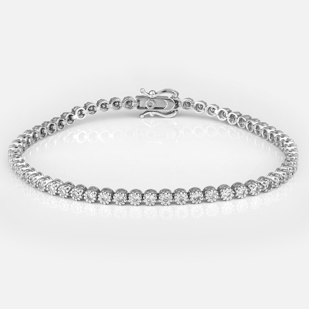 White gold 2.3 carat tennis bracelet
