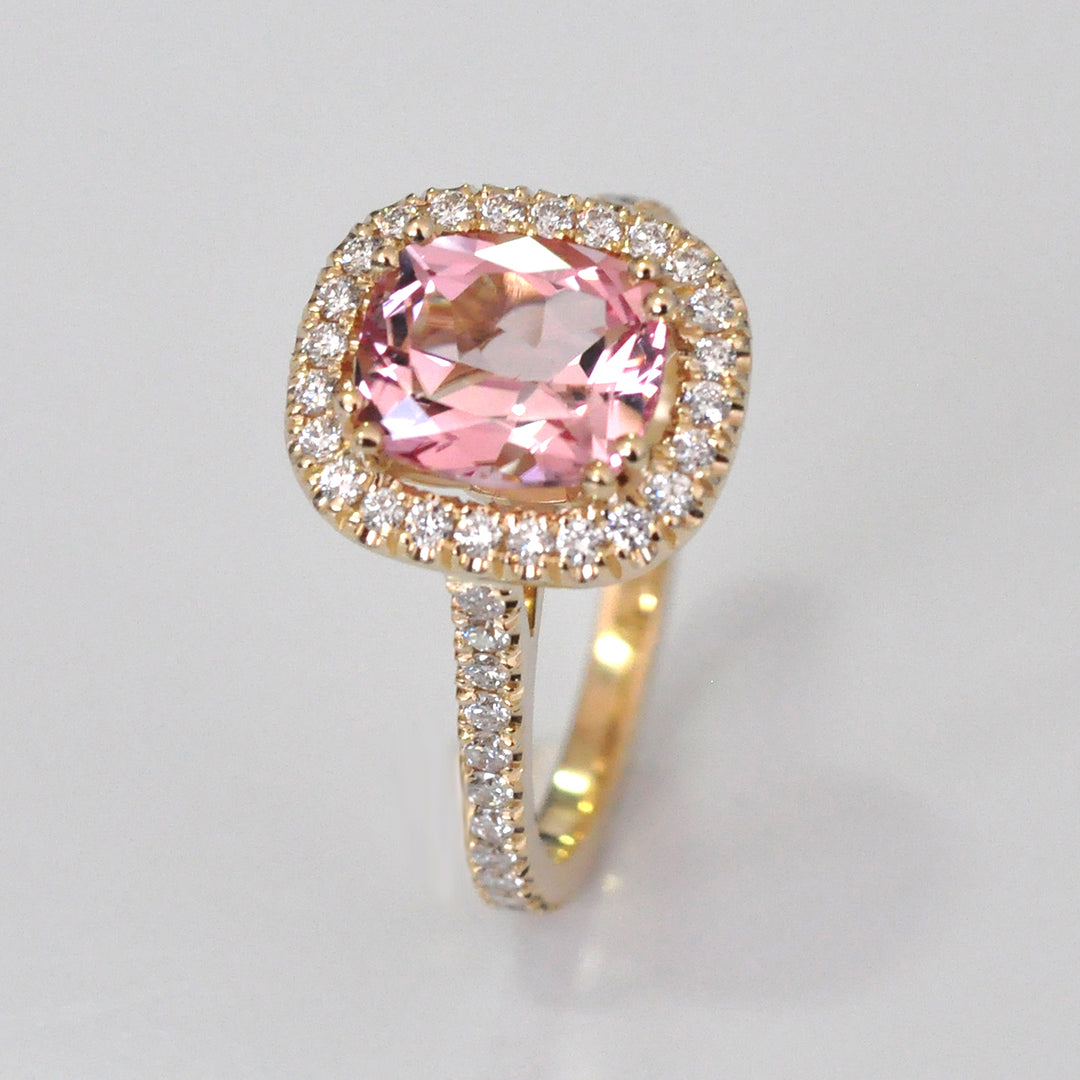 Yellow Gold Pink Tourmaline &amp; Diamonds Ring