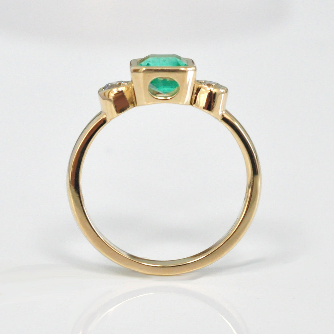 Emerald &amp;  Diamonds three stones ring