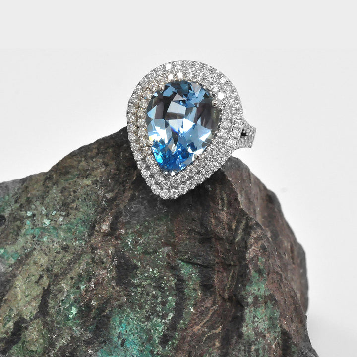 Top Quality Aquamarine and Diamonds Halo Statement Ring