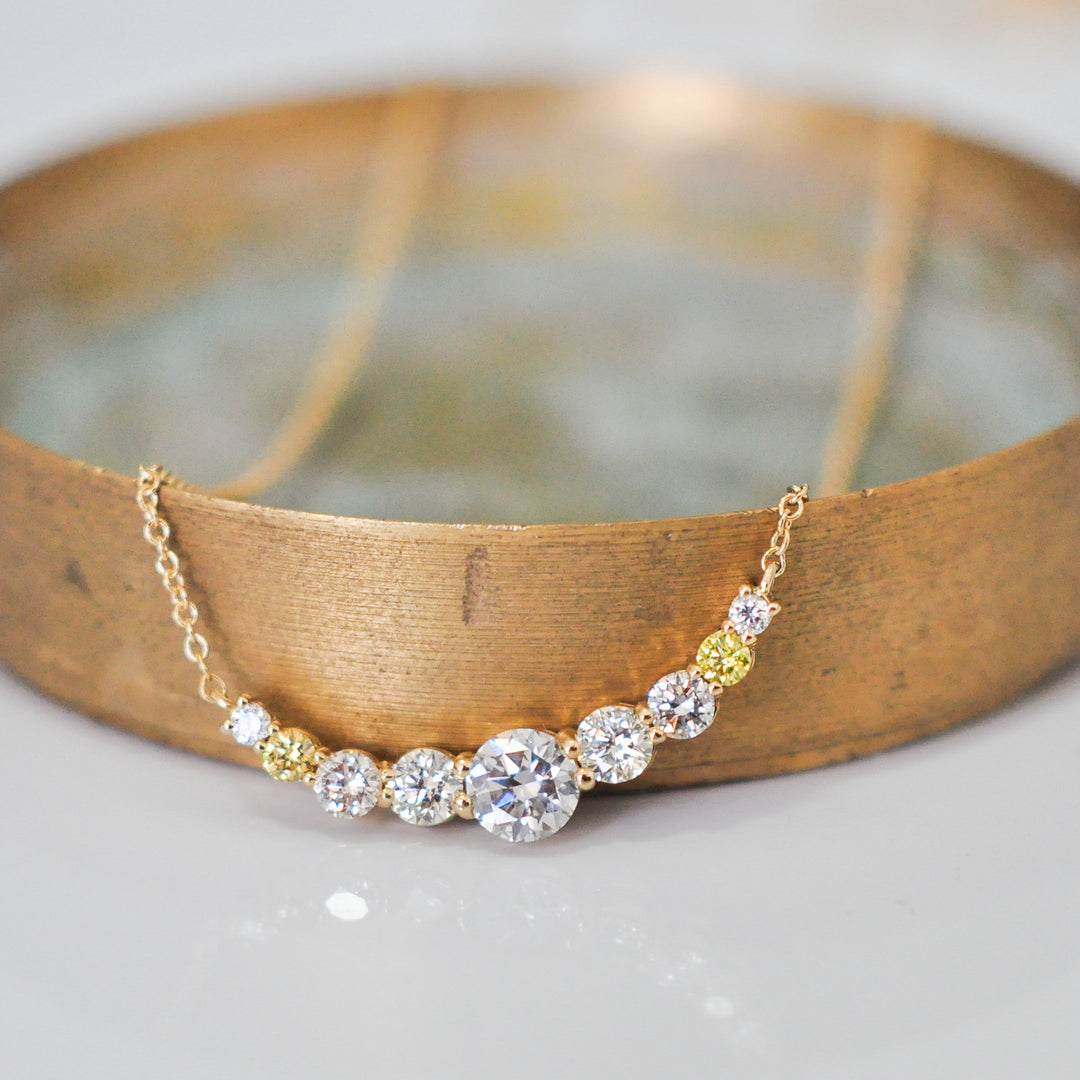 WHITE AND YELLOW DIAMONDS necklace