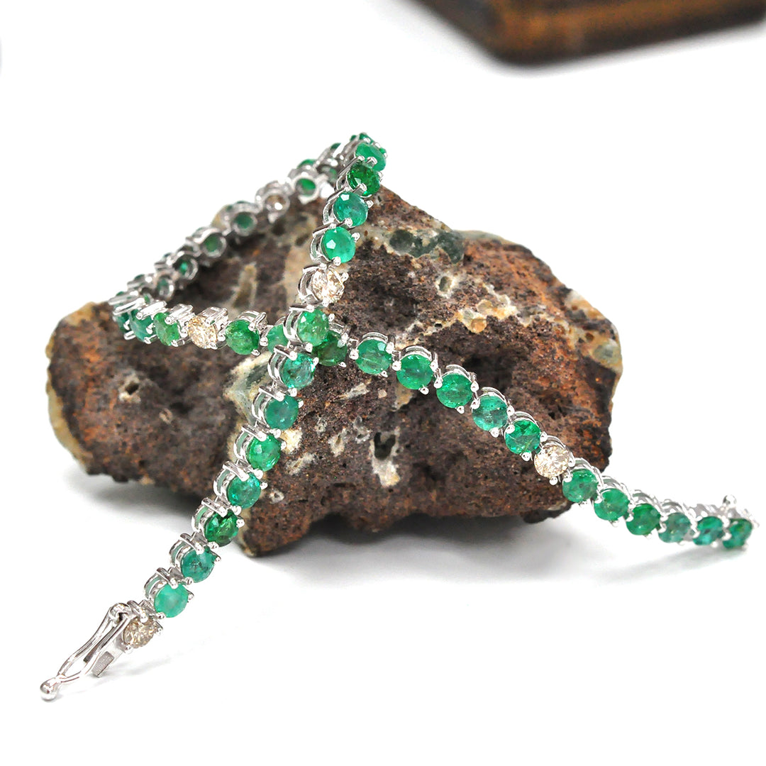 White Gold Emeralds &amp; brown diamonds bracelet.