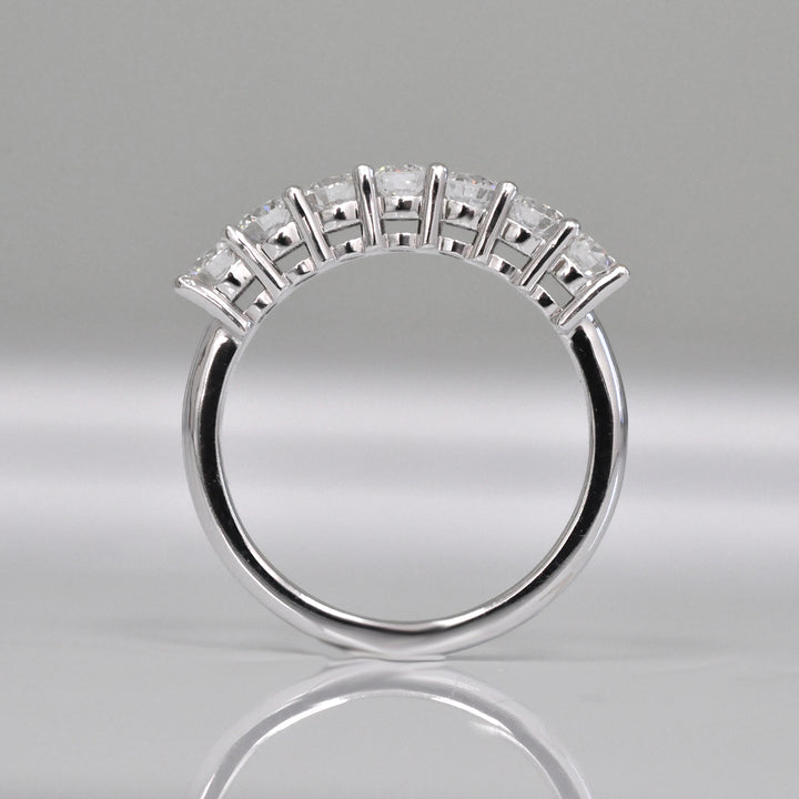 white gold 7 Stones Diamond Ring (0.9ct. tw.)