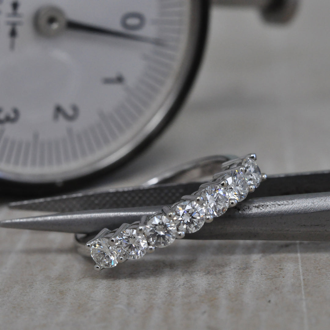white gold 7 Stones Diamond Ring (0.9ct. tw.)