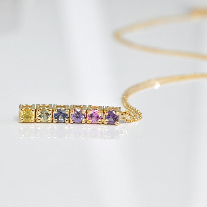 yellow gold  round cut fancy sapphire  Pendant