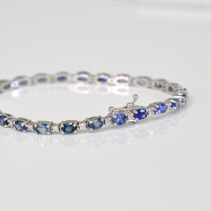 White Gold Sapphire and Diamonds Tennis bracelet
