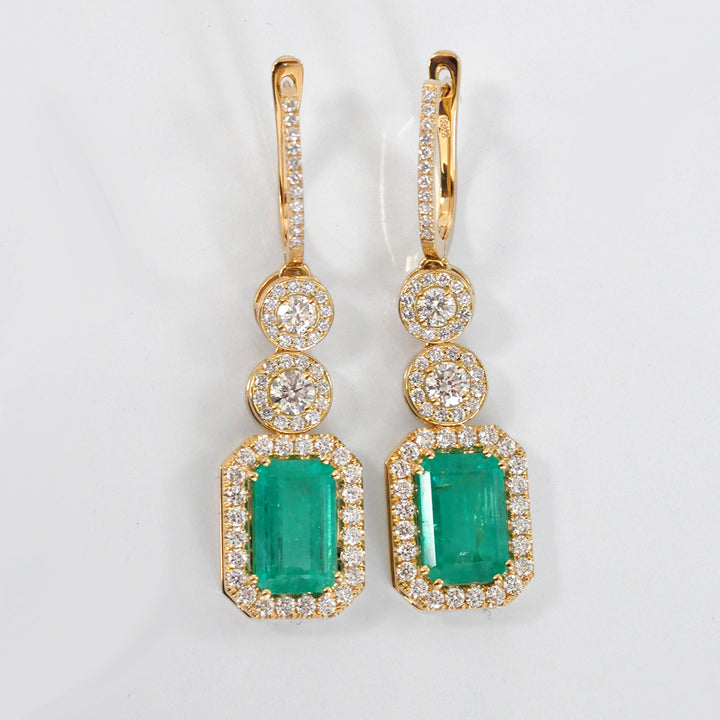 yellow gold green emeralds and Diamonds halo Earrings