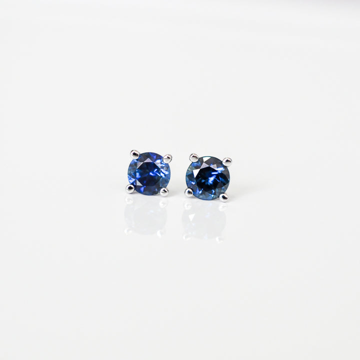blue sapphire Stud Earrings