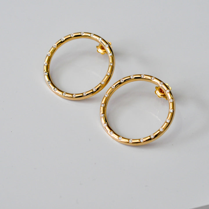 yellow gold Diamonds circle Earrings